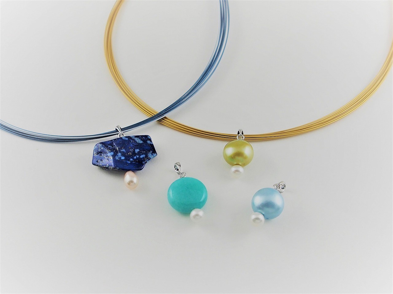 天然石と淡水真珠のネックレス