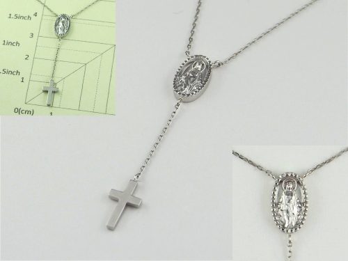 メダイのペンダントネックレス 素材：Pt900 楕円型の本体部分はジュエリーCADで原型を制作＆鋳造、クロスは板からの切り落としです。 それぞれに丸カンをロウ付けして、アズキチェーンで繋げています。 長野県のお客様