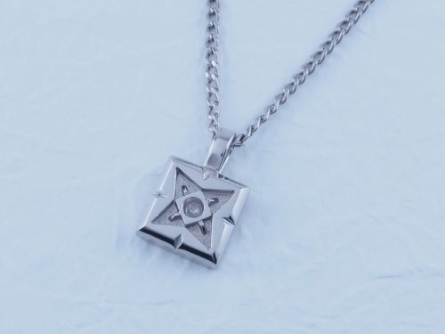 プラチナデザインペンダント　素材：プラチナ(Pt900)　オーダーメイド　兵庫県のお客様