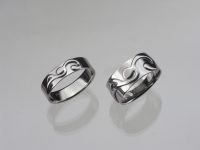 音符のペアリング　K様 素材：Silver お客様がデザインされた音符のイラストをもとに制作しました。 指輪の幅は音符に合わせています。 変色防止の為のロジウムコーティングを施しました。 大阪府のお客様